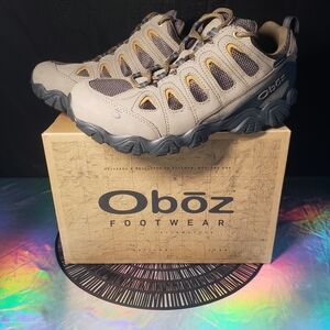 Oboz Men's Trail Shoes - Gray and Tan